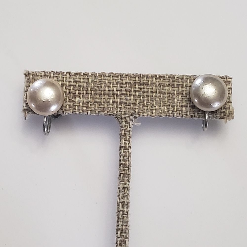 VINTAGE JAPAN Screwback Faux Button Pearl Earrings Champagne